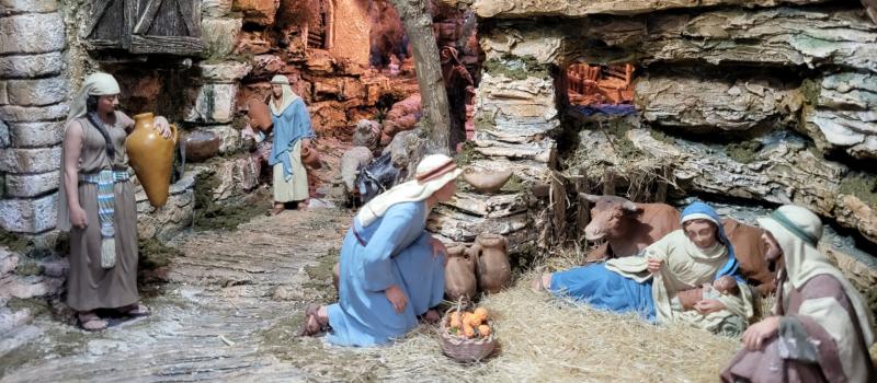 Contemplating Christmas in the Crypt of San Sepolcro<br>Dioramas from the collection of the Dalmine Nativity Scene Museum